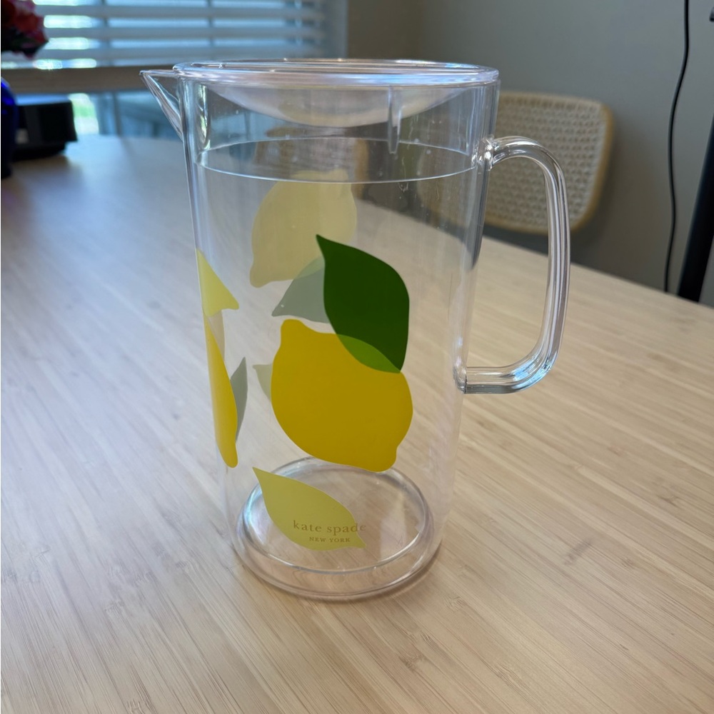 Kate Spade New York Acrylic Lemon Print Pitcher with Lid. Green and Yellow